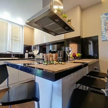 Apartment Alexandra