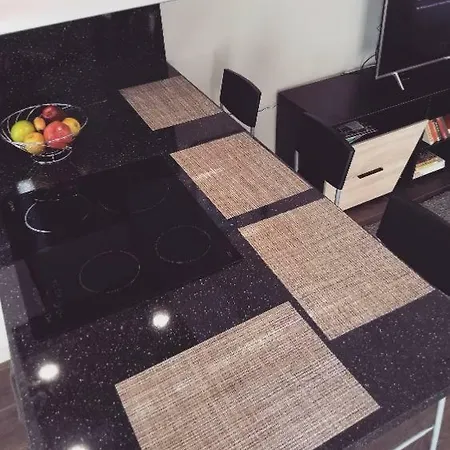Alexandra Apartment